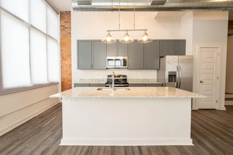 Cincinnati apartments for rent - image - 2200 Auburn Unit 1 Web-20.jpg