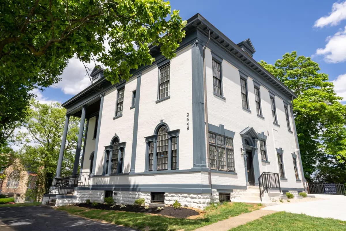 Cincinnati apartments for rent - Property image - The Mansion - 1
