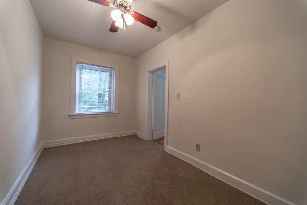 Cincinnati apartments for rent - image - 145 W McMillan- 122-1610052003032206171.jpg