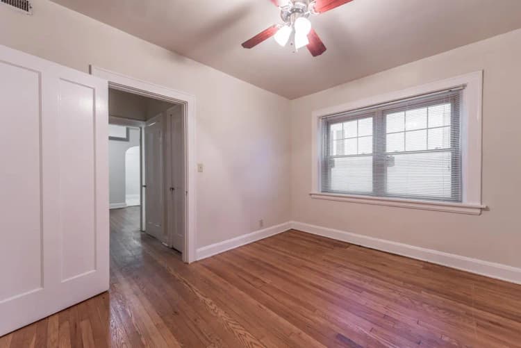 Cincinnati apartments for rent - image - 145 W McMillan- 132-10.jpg