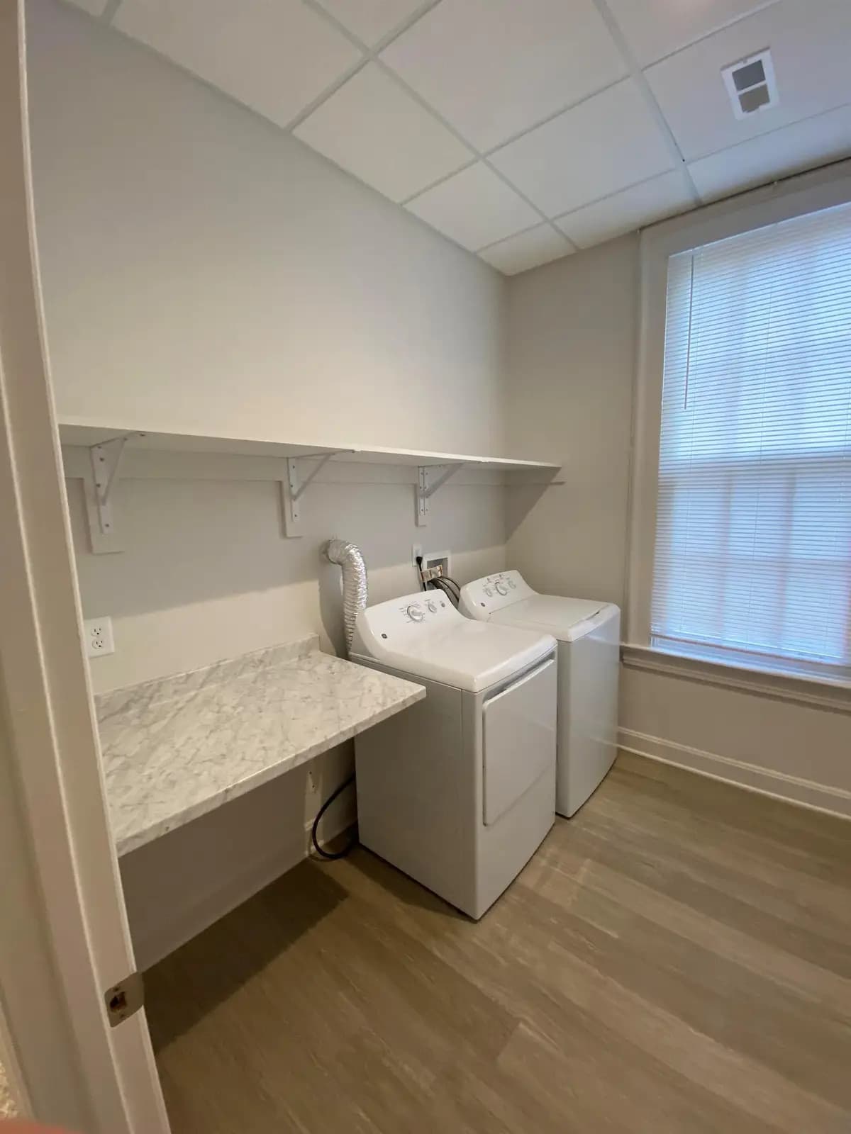 Cincinnati apartments for rent - image - Photo Sep 15, 4 19 23 PM1112210208441937911122102084437979.jpg