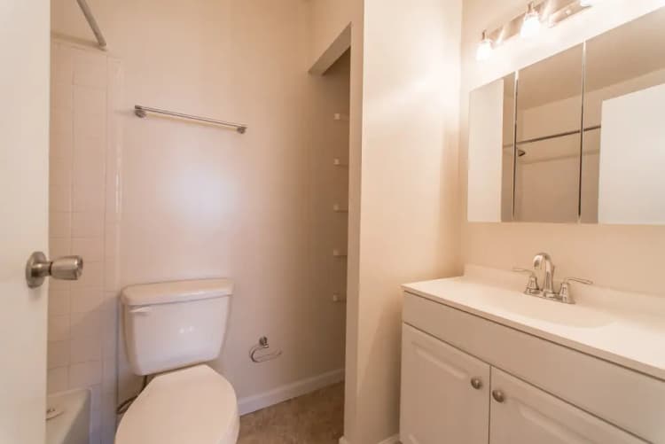 Cincinnati apartments for rent - image - 310 Oak- 603-1210052002531676879.jpg