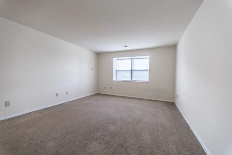 Cincinnati apartments for rent - image - 310 Oak-202-410052002463961679.jpg