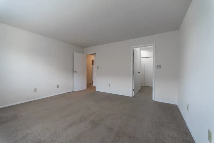 Cincinnati apartments for rent - image - 310 Oak-202-910052002465733579.jpg