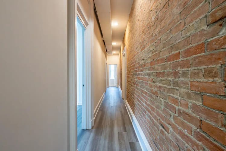 Cincinnati apartments for rent - image - 36 E Hollister Web-23.jpg