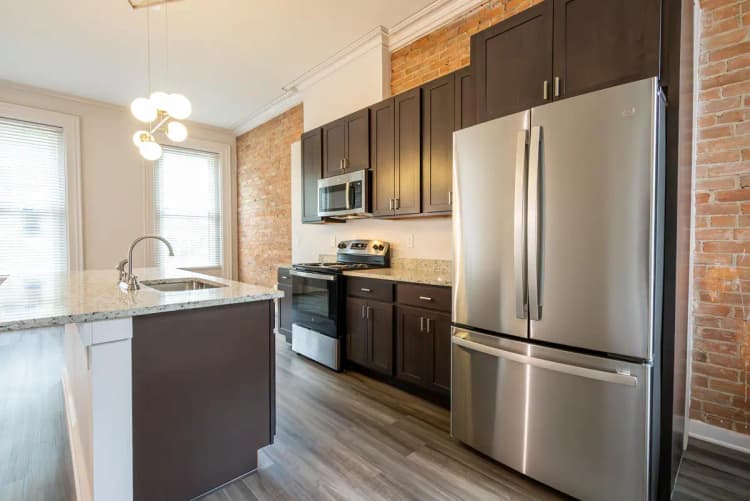Cincinnati apartments for rent - image - 36 E Hollister Web-36.jpg