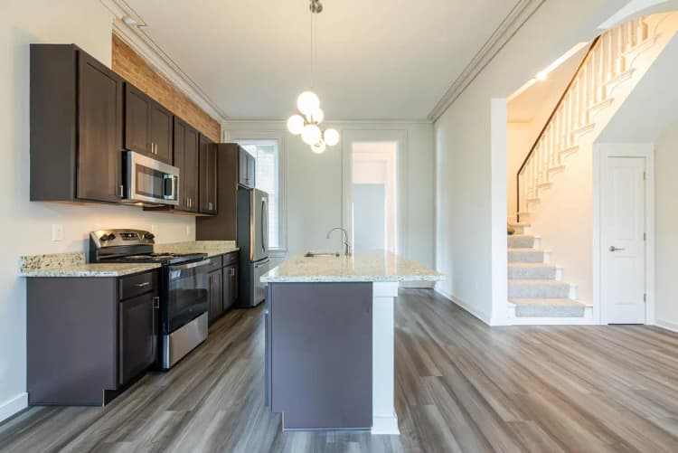 Cincinnati apartments for rent - image - 36 E Hollister Web-41.jpg