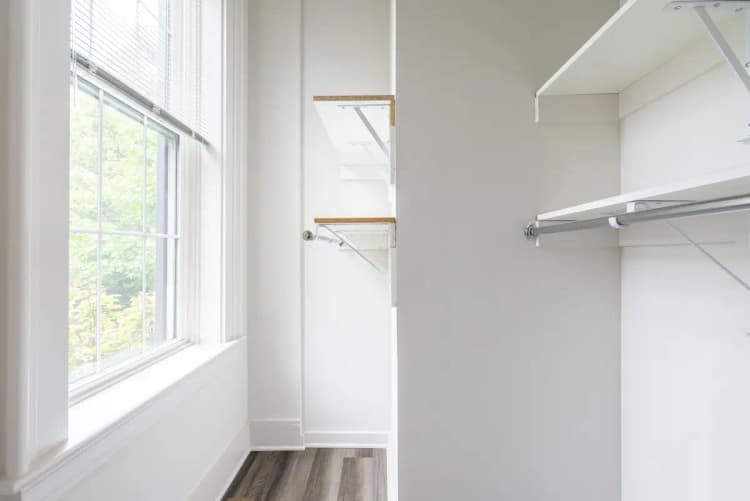 Cincinnati apartments for rent - image - 36 E Hollister Web-45.jpg