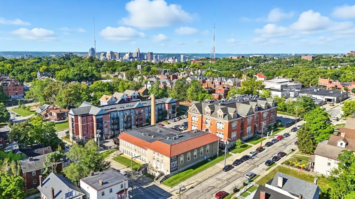 Cincinnati apartments for rent - Property image - Windsor Flats Rehab - 2