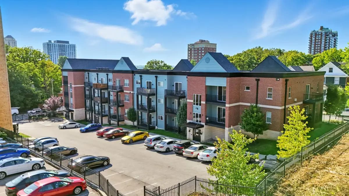Cincinnati apartments for rent - Property image - New Windsor Flats - 1