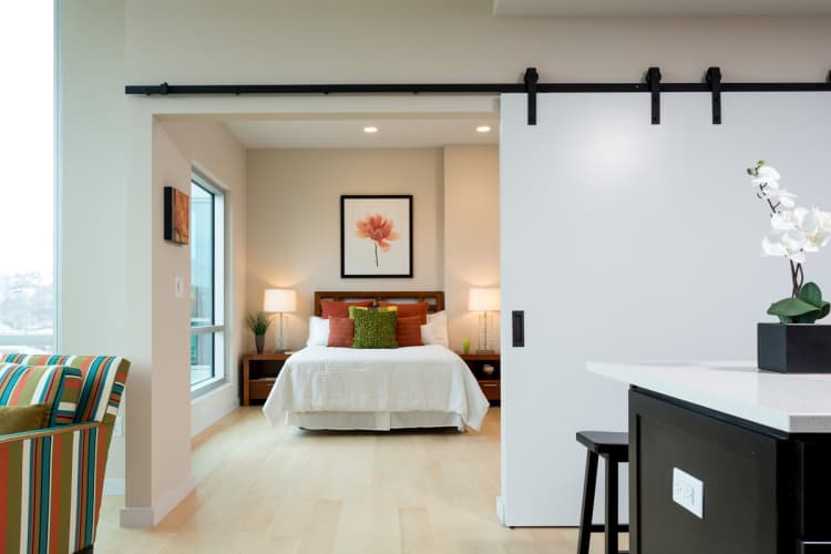 Cincinnati apartments for rent - image - Seven at Broadway open floorplan