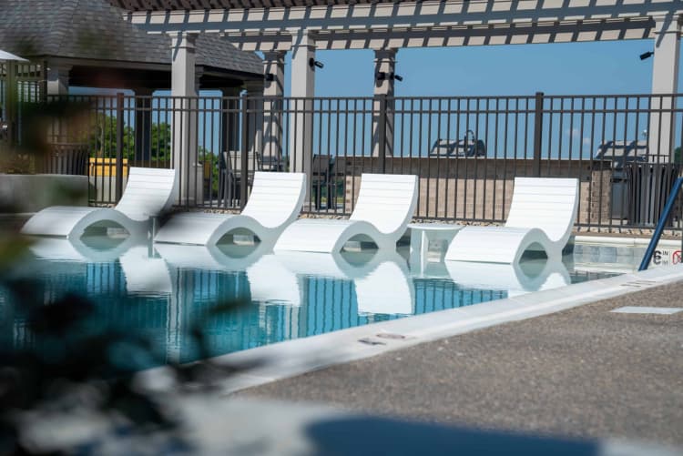 Cincinnati apartments for rent - image - Pool Lounge Chairs at Vicinity Apartments