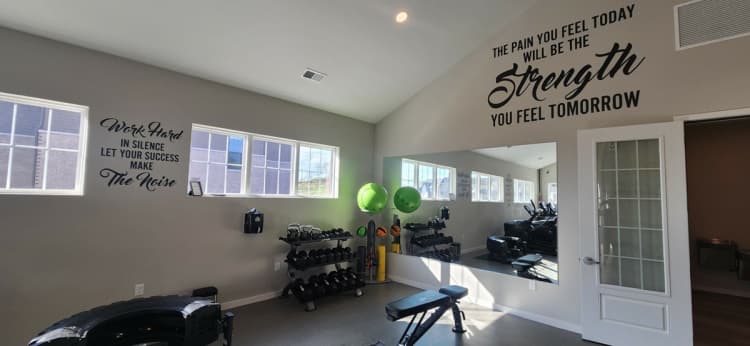 Cincinnati apartments for rent - image - Fitness Center at Vicinity Apartments