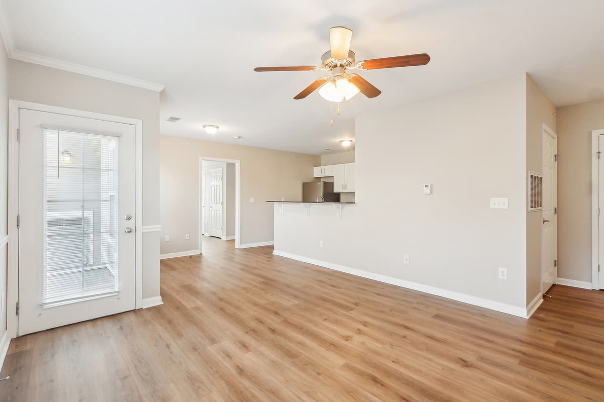Cincinnati apartments for rent - image - 5-print-Sycamore Ln-005