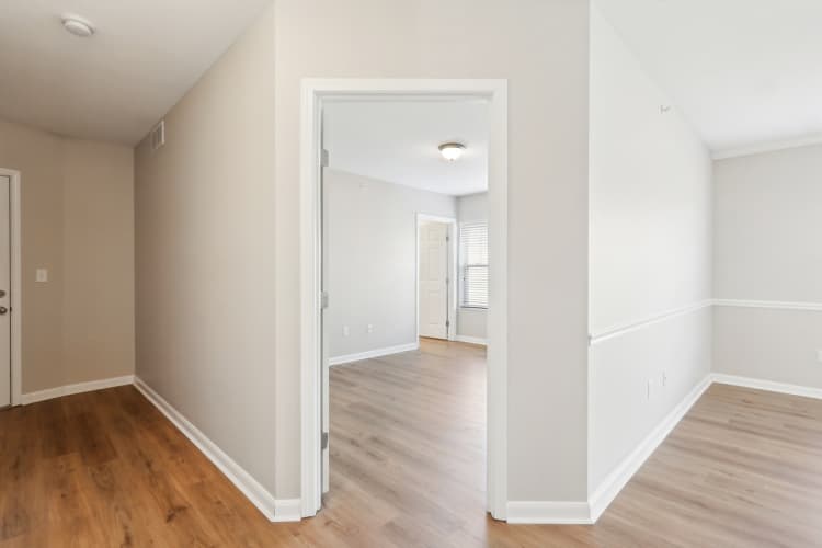 Cincinnati apartments for rent - image - 11-print-Sycamore Ln-011