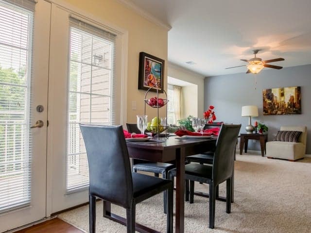 Cincinnati apartments for rent - image - open layout at Water's Bend Apartments