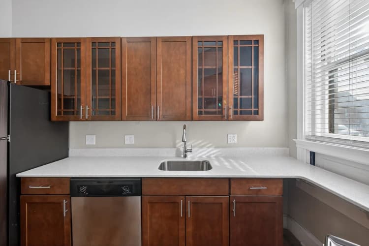 Cincinnati apartments for rent - image - Flat 101 Kitchen