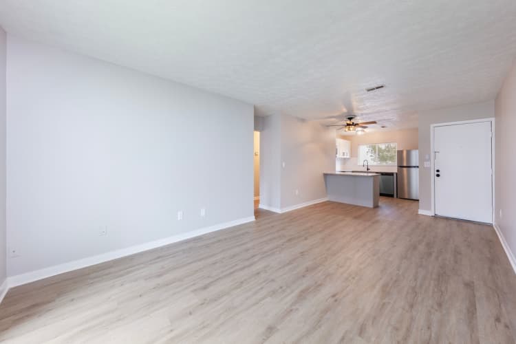 Cincinnati apartments for rent - image - Alcove Living Room