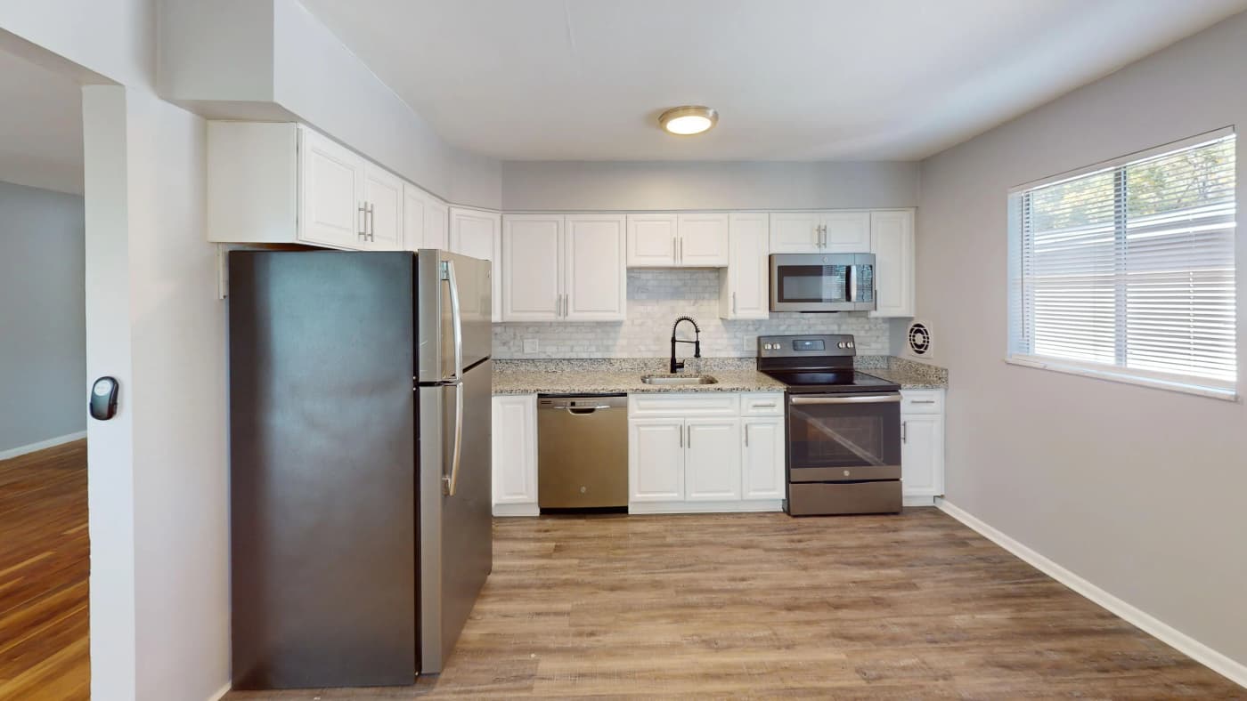 Cincinnati apartments for rent - Property image - Ault Park View Condominiums - 2