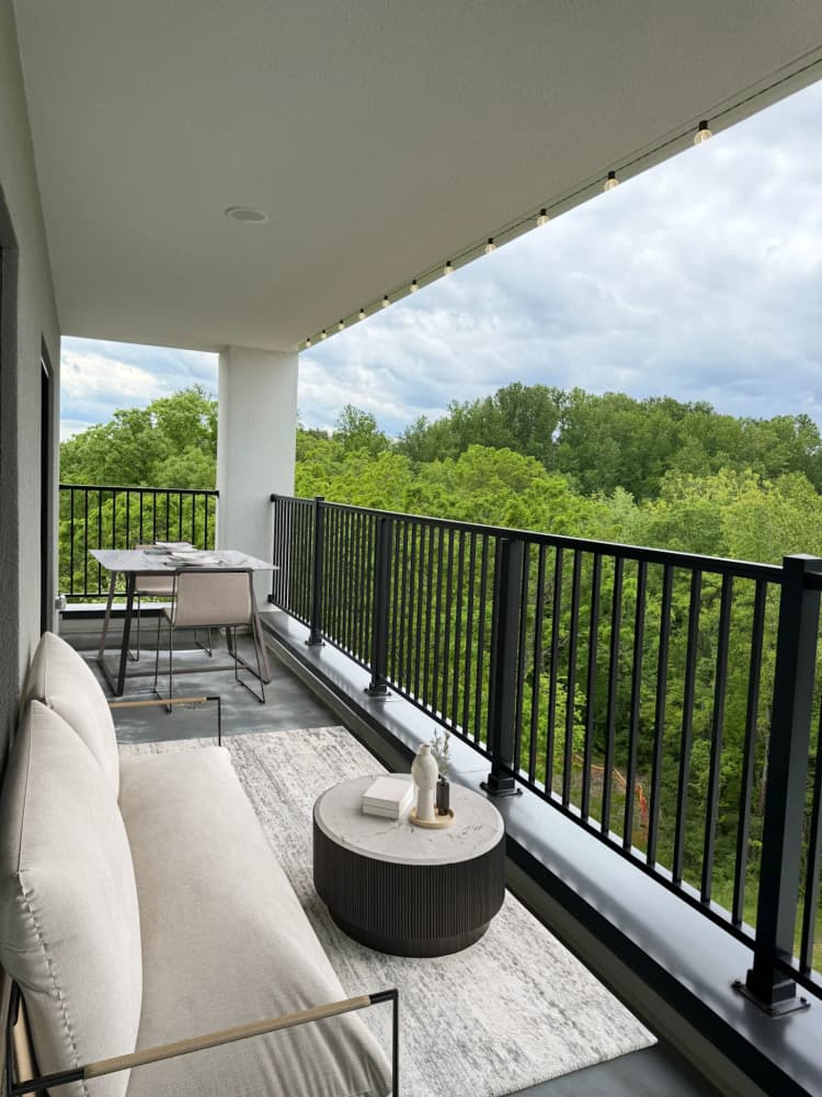 Cincinnati apartments for rent - image - altura patio (1).webp