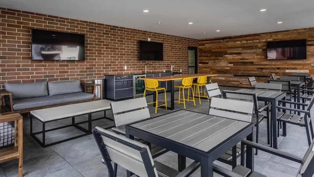 Cincinnati apartments for rent - image - 20-(madamore phase 3).webp