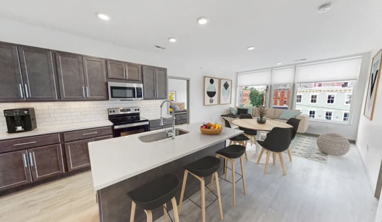 Cincinnati apartments for rent - image - Duveneck_Square_1_oms0py.webp