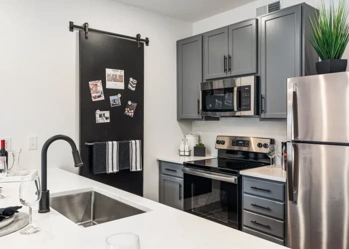 Cincinnati apartments for rent - image - DSC04178_n8sofu.webp