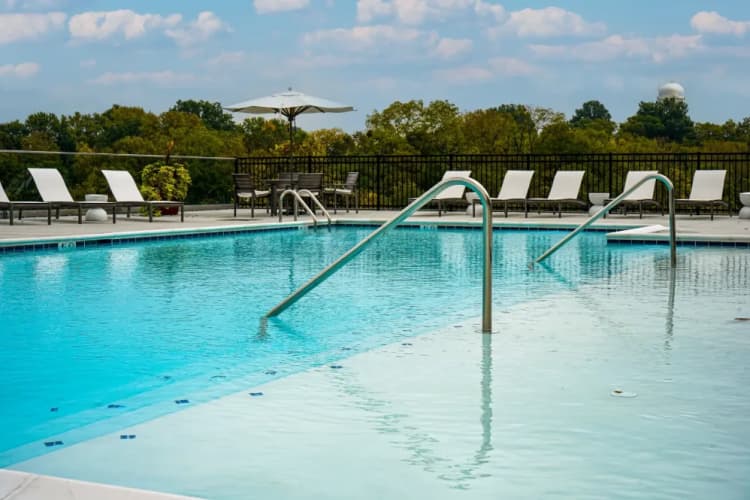 Cincinnati apartments for rent - image - elevation_pool-3_qacfwk.webp