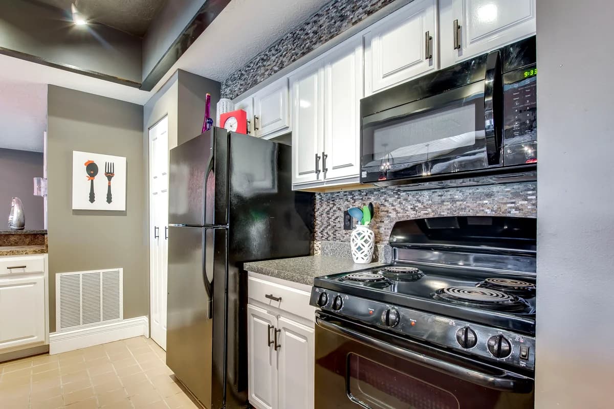 Cincinnati apartments for rent - Property image - The Highlands - 3