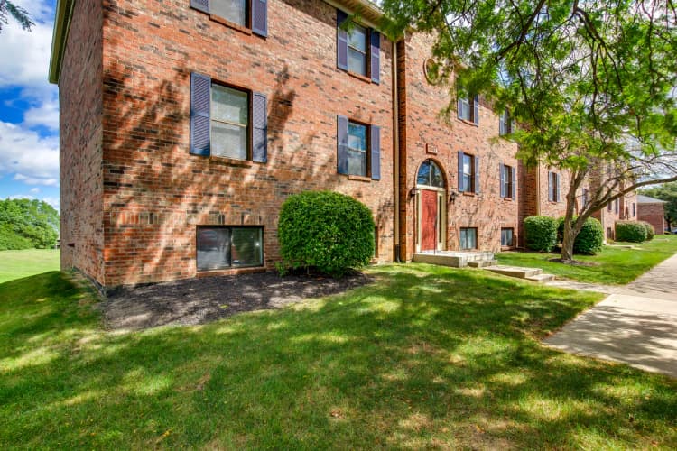 Cincinnati apartments for rent - image - 93-TheHighlands_595.jpg