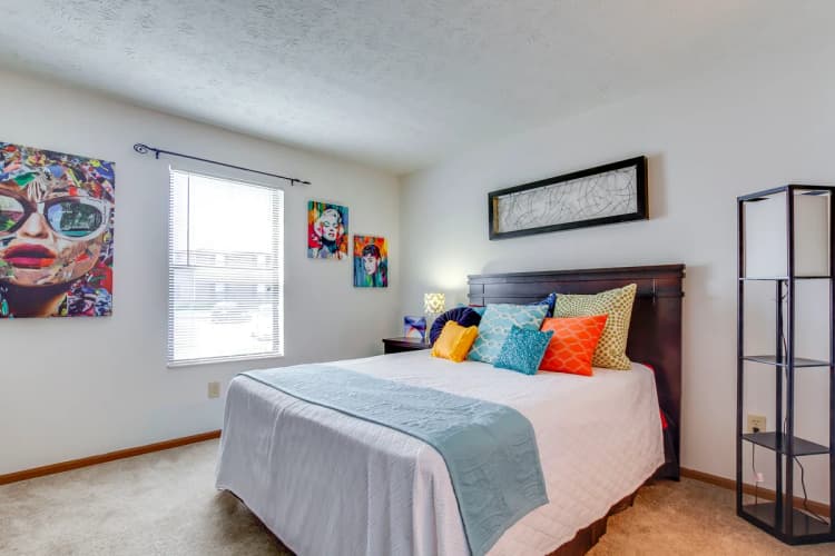 Cincinnati apartments for rent - image - 77-TheHighlands_579.jpg