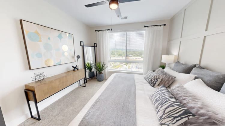 Cincinnati apartments for rent - image - Heart-II-06052025_100120.jpg