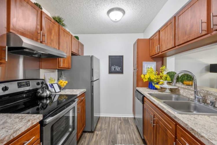 Cincinnati apartments for rent - image - PaddockClubModel8211_08_du7jrp.jpg.jpeg