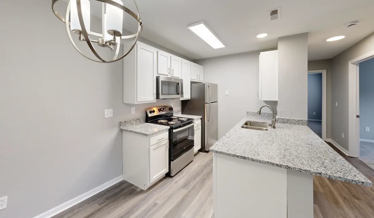 Cincinnati apartments for rent - Property image - Lyons Gate - 2