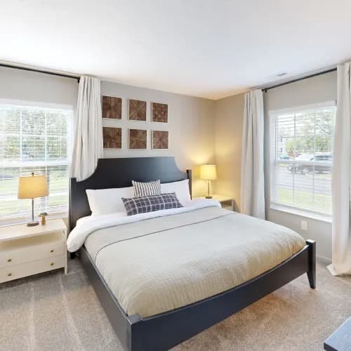 Cincinnati apartments for rent - image - Tahoe-Bedroom_l7j6qr.webp