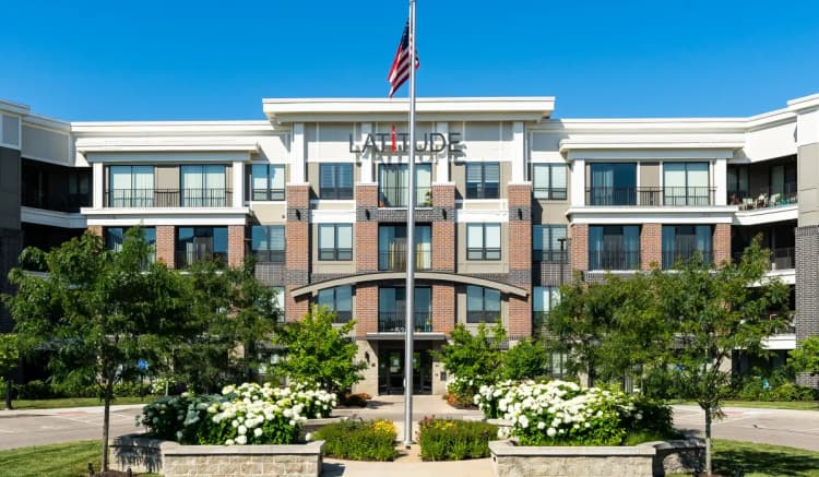 Cincinnati apartments for rent - image - Latitude_Front_Entrance_lxlhbb.webp
