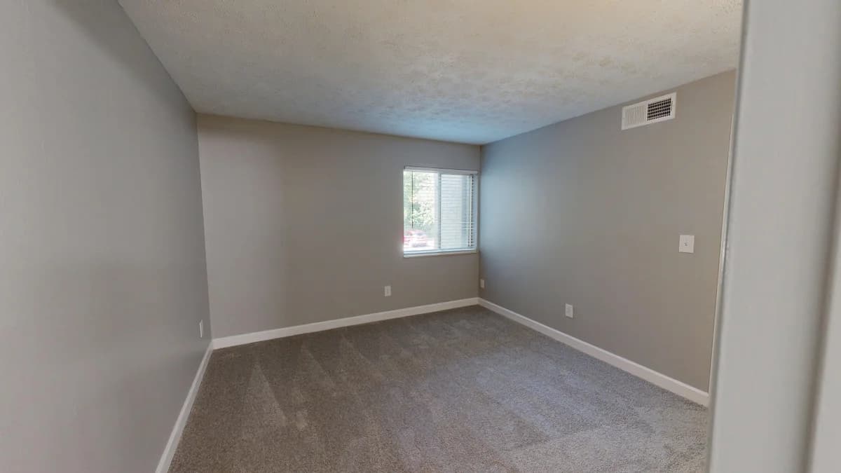 Cincinnati apartments for rent - image - Laurel-Deluxe-05212026_122825.jpg