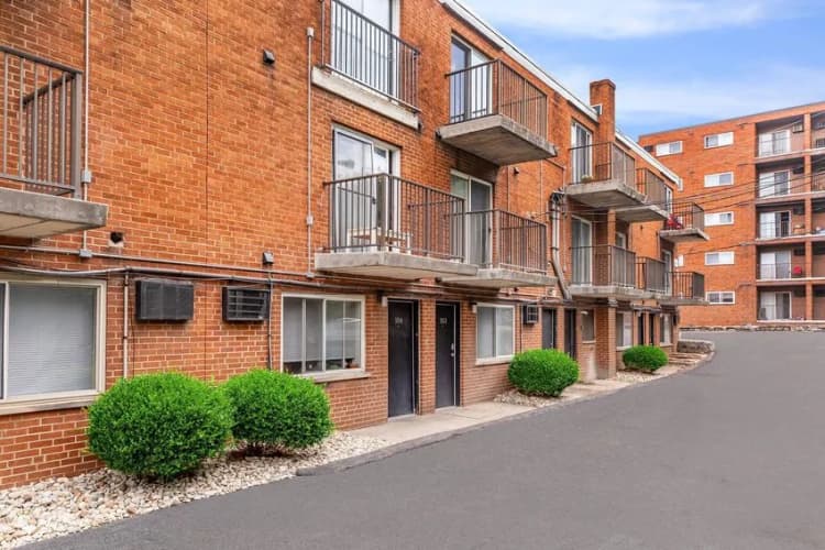 Cincinnati apartments for rent - image - imgi_4_.webp