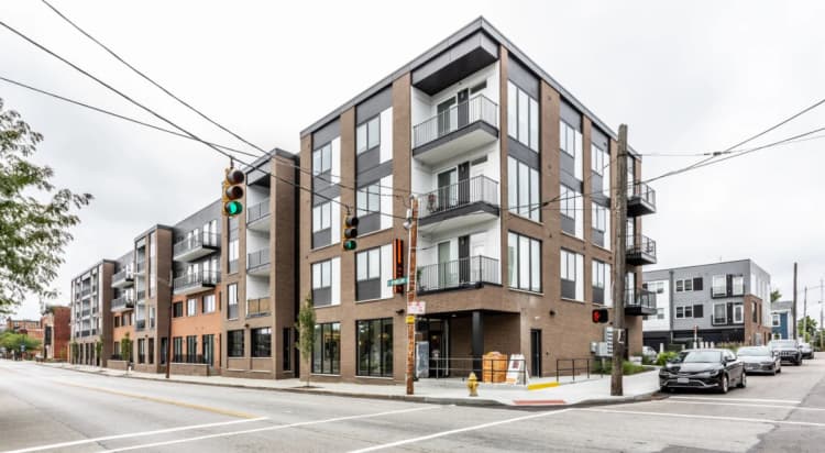 Cincinnati apartments for rent - image - imgi_15_01-Poste-Jonah-ac3d6ec0ec877295983fae0e0bf7cfd6.webp