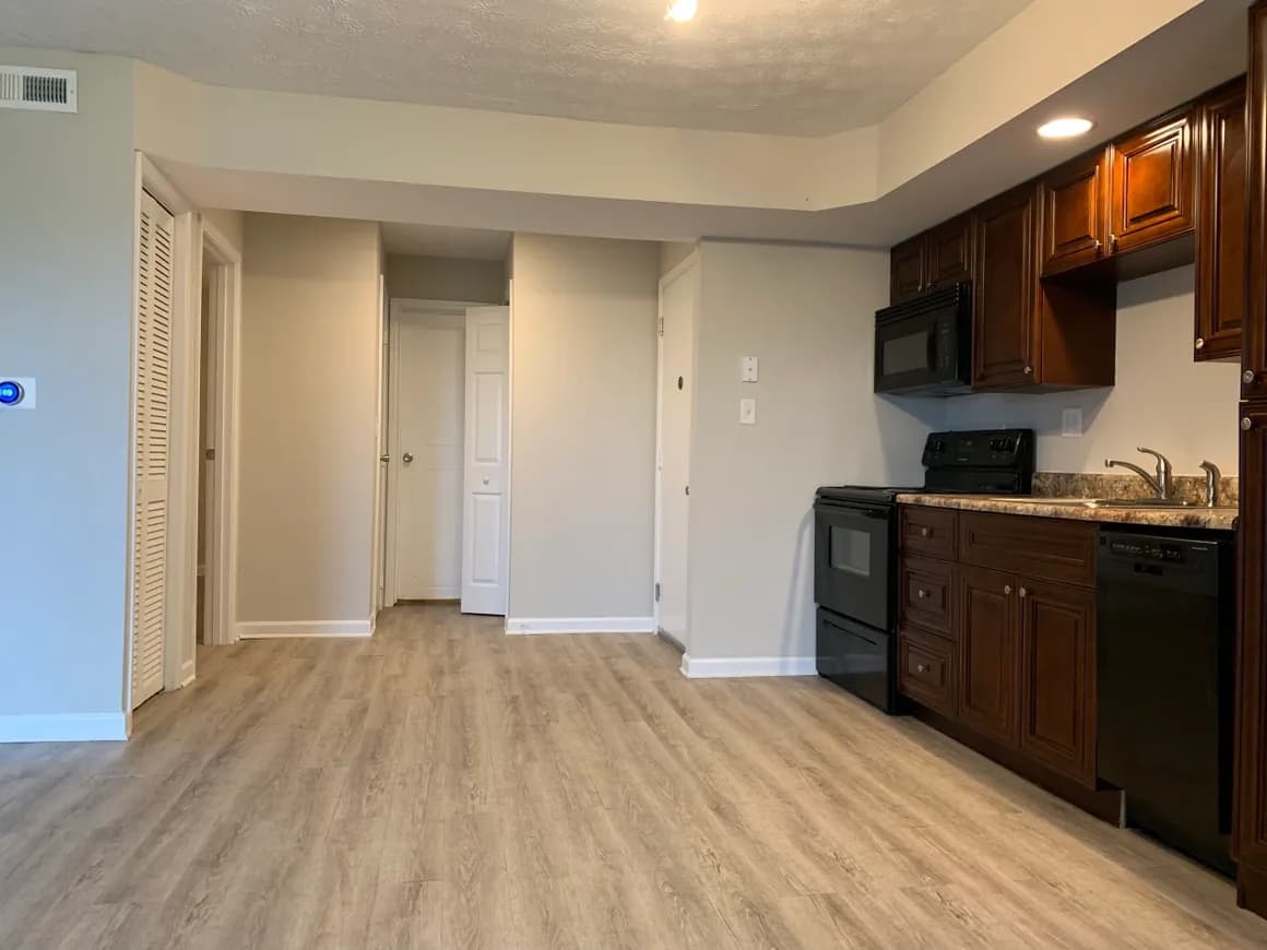 Cincinnati apartments for rent - image - rs=w_1160 (18).webp