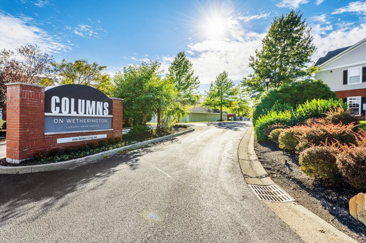 Cincinnati apartments for rent - image - Exterior Entrance Sign