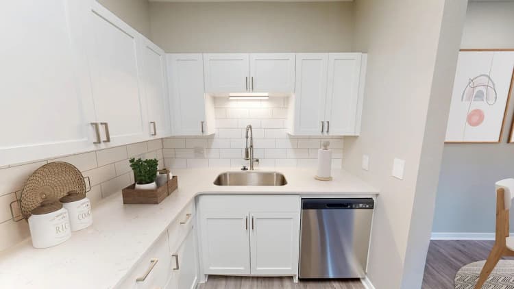 Cincinnati apartments for rent - image - Renovated Kitchen