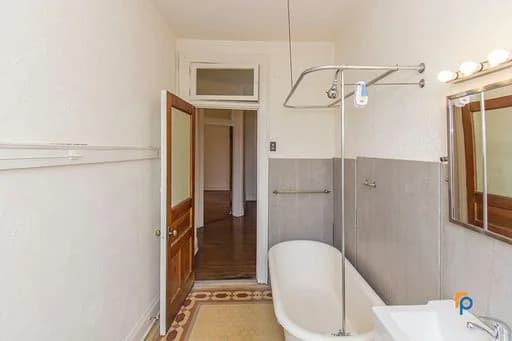 Cincinnati apartments for rent - Property image - 3518 Hazelwood Avenue - 3