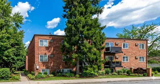 Cincinnati apartments for rent - Property image - 808 Harris Avenue - 1