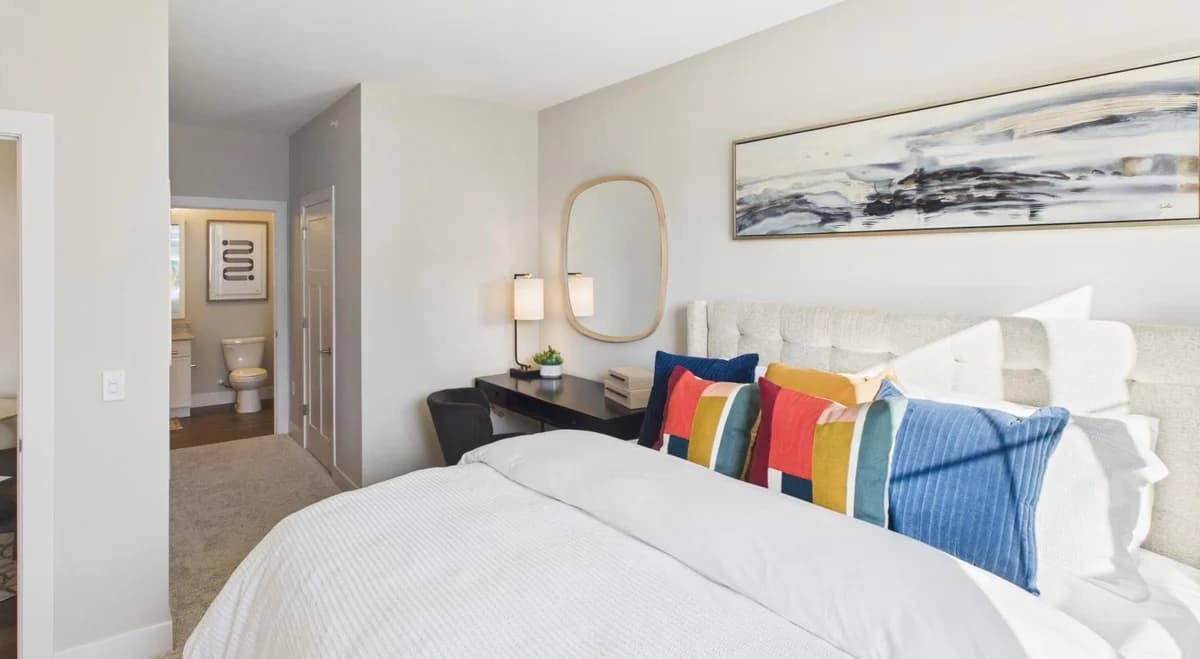 Cincinnati apartments for rent - Property image - The Slate - 2