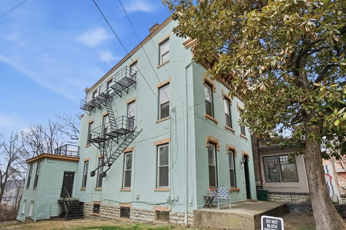 Cincinnati apartments for rent - Property image - 2341 W McMicken Avenue - 3