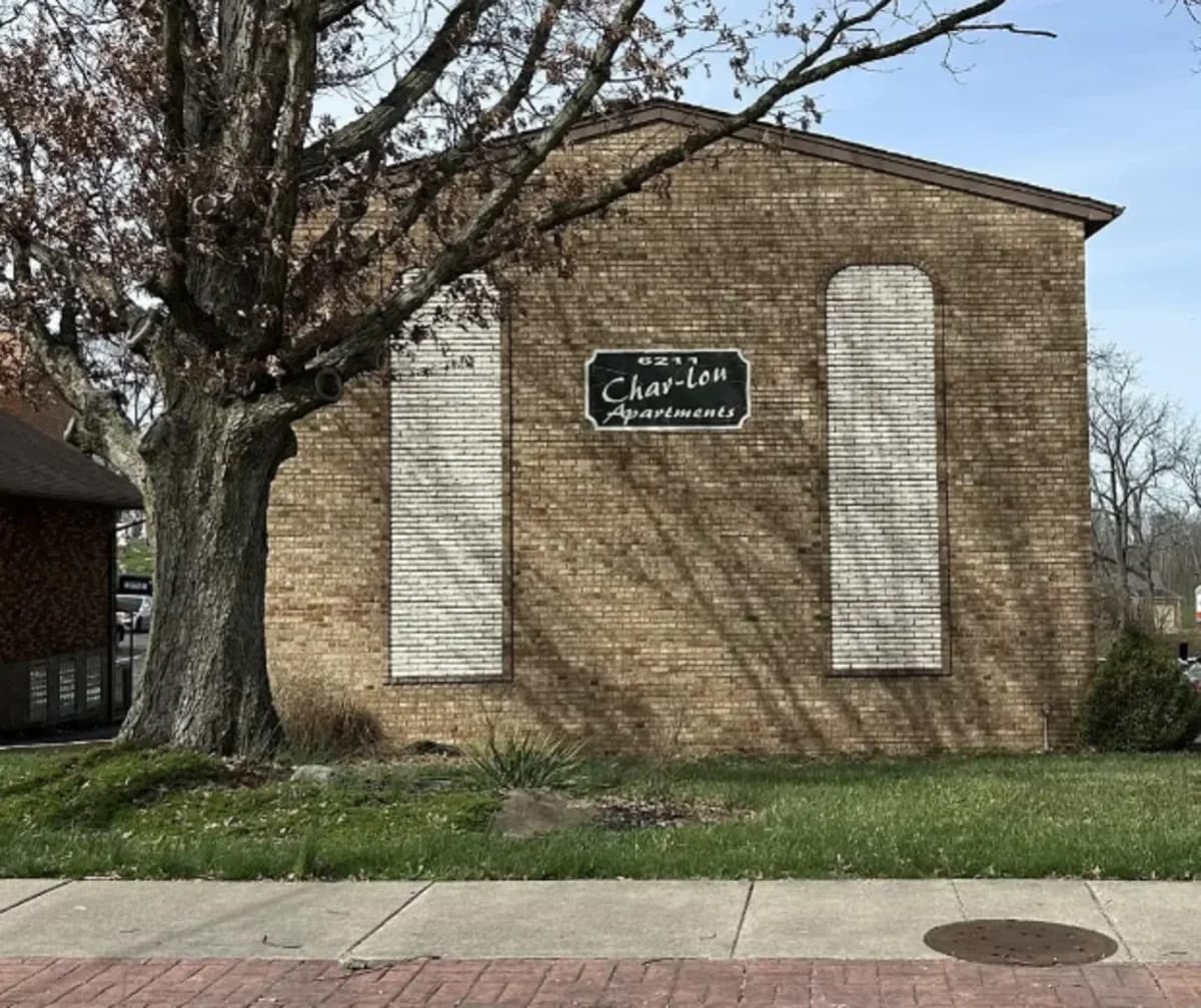Cincinnati apartments for rent - Property image - Char-Lou Apartments - 1
