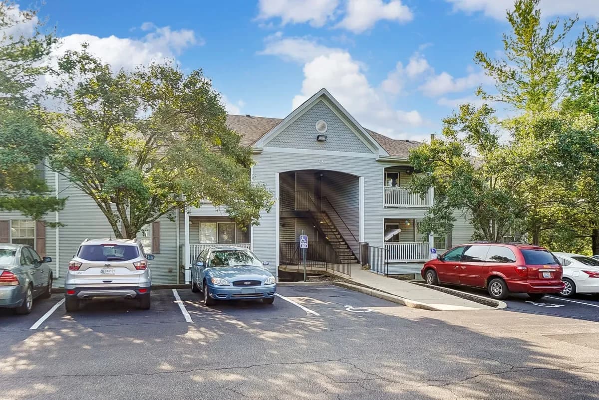 Cincinnati apartments for rent - Property image - Vista Pointe - 1