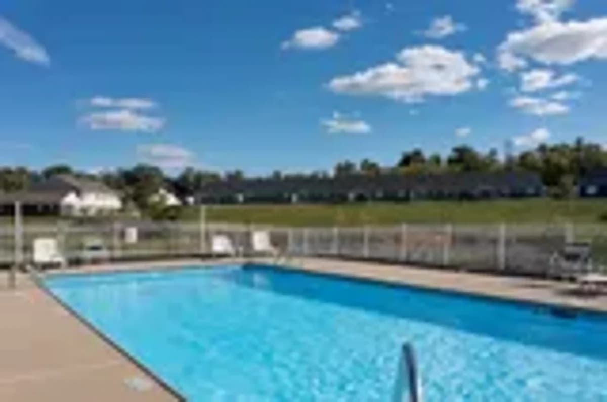 Cincinnati apartments for rent - Property image - Delaware Crossing Apartments - 2