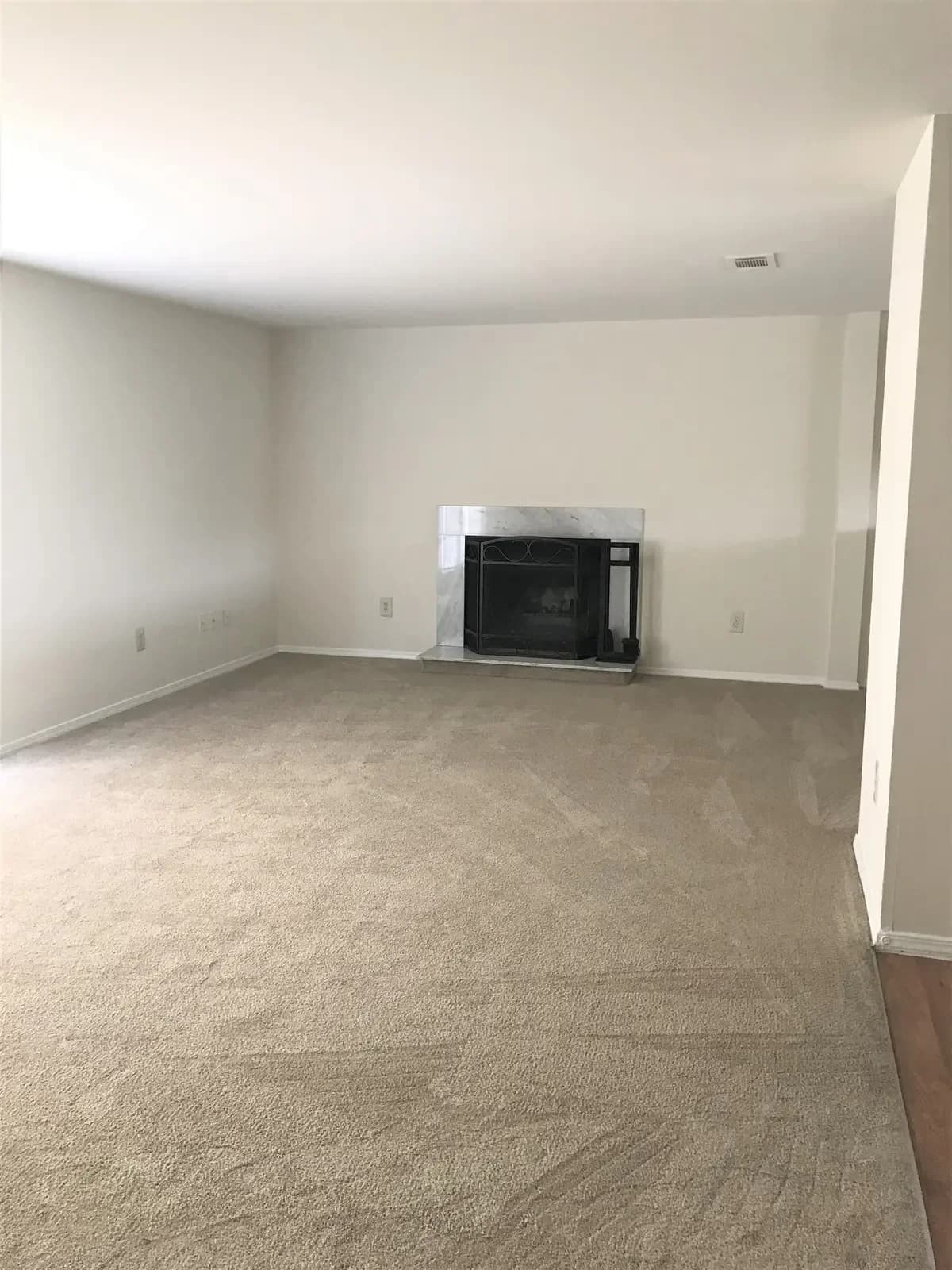 Cincinnati apartments for rent - Property image - Harbor Ridge Hogan - 3